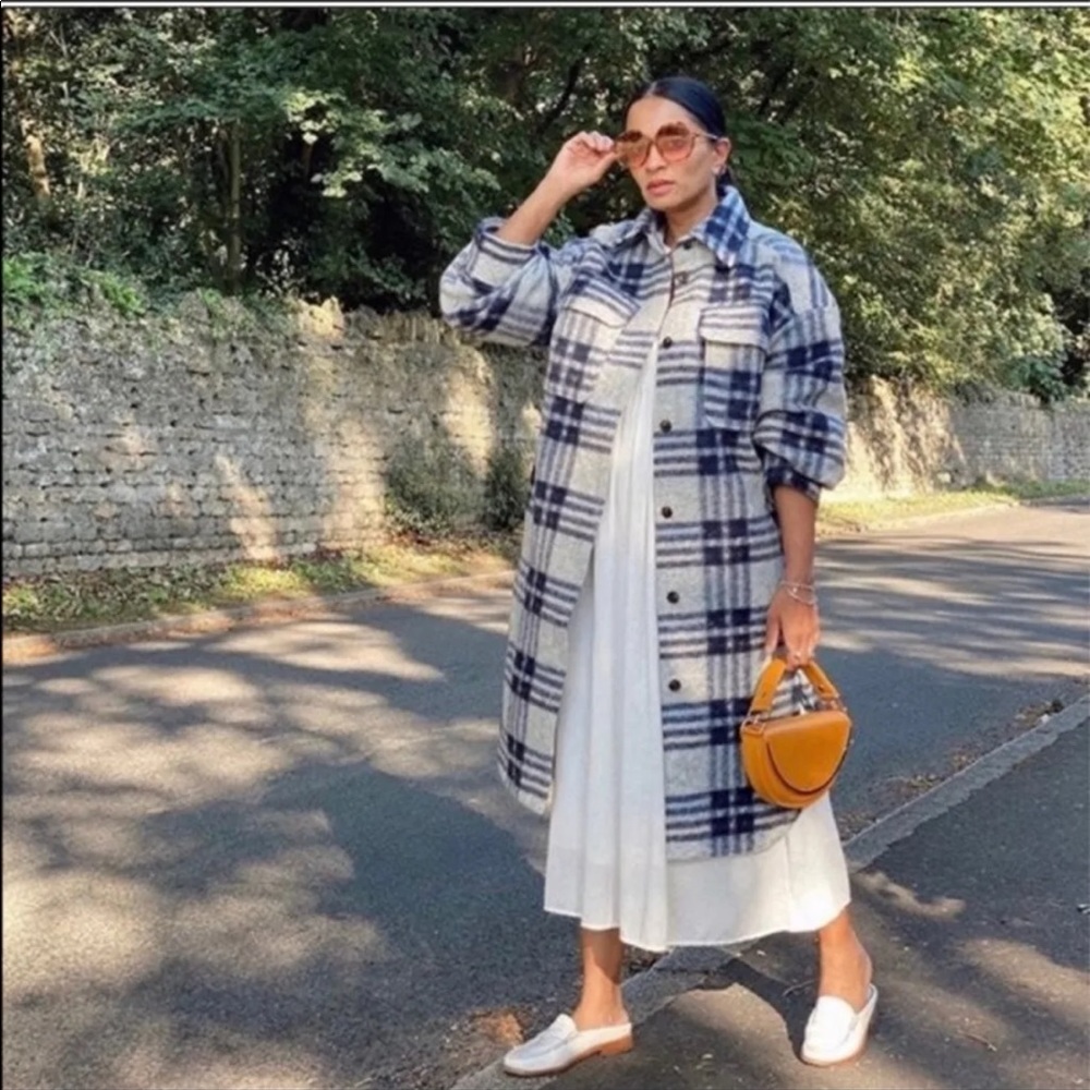 H&M Plaid Flannel Shacket Jacket (lined on the inside)